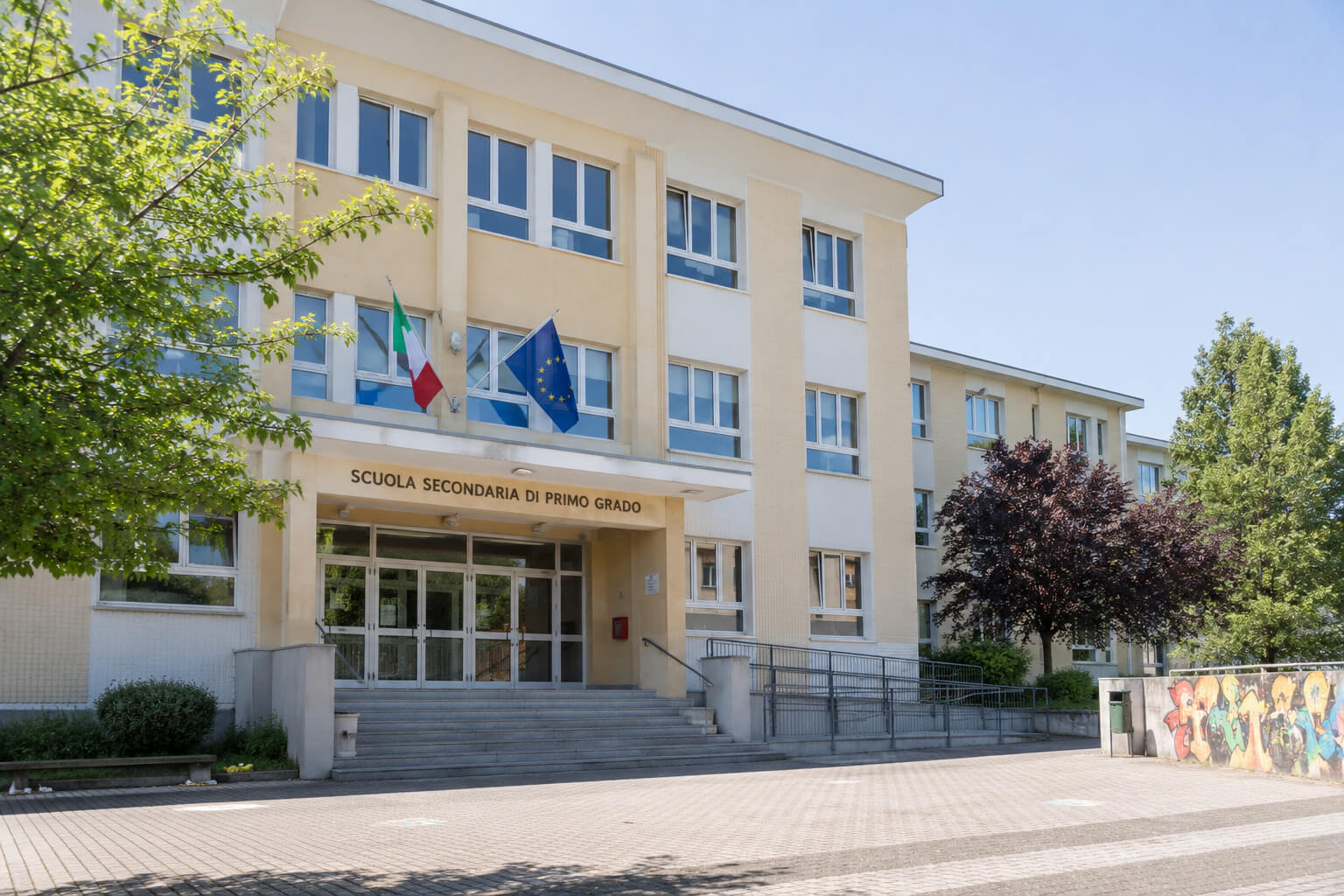 Ingresso di un edificio scolastico